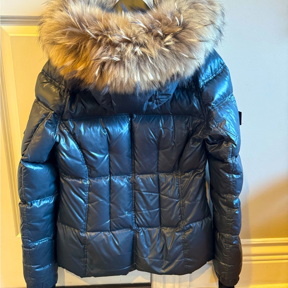 Sam Jacket with hooded Fur. Women